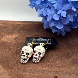 Vintage Russ Skull Dangle Earrings Halloween Gothic Skeleton 2in Drop Hook New